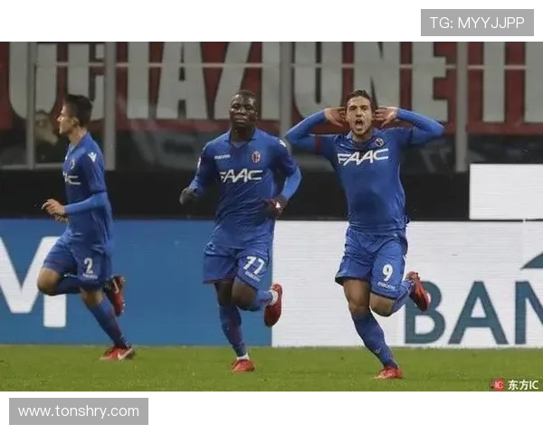 都灵博洛尼亚西蒙尼亚当斯首发